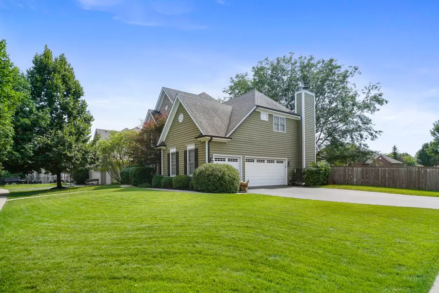 2404 Bainbridge Boulevard, West Chicago, IL 60185 - #3