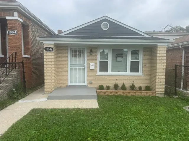 10042 S Princeton Avenue, Chicago, IL 60628 - #1