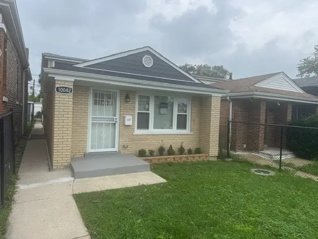 10042 S Princeton Avenue, Chicago, IL 60628 - #3
