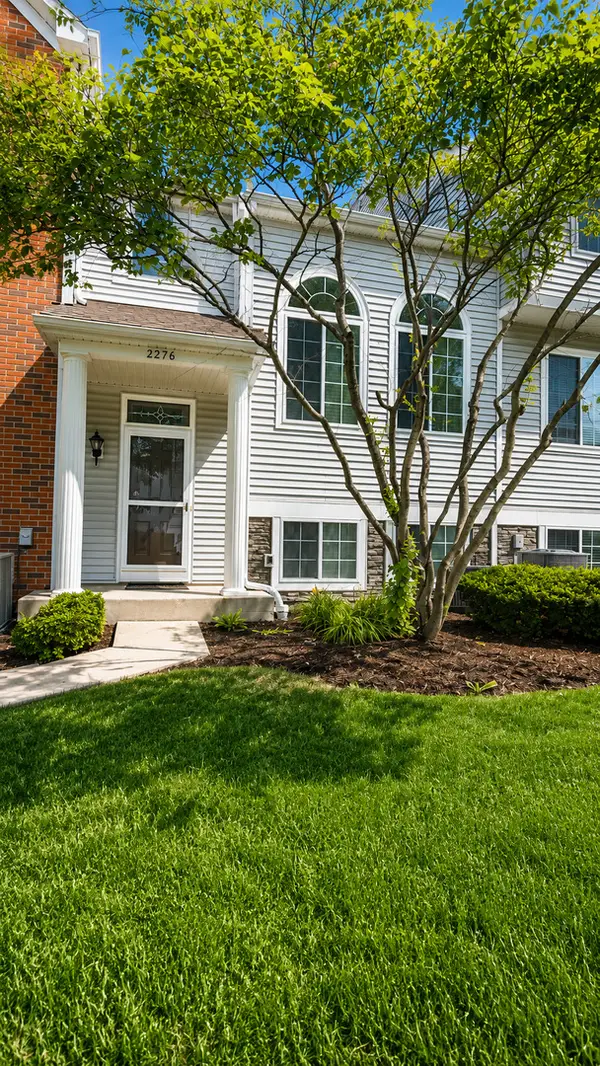 2276 Dawson Lane, Algonquin, IL 60102
