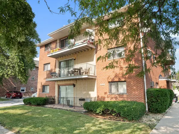 9645 Ridgeland Avenue #201, Oak Lawn, IL 60453