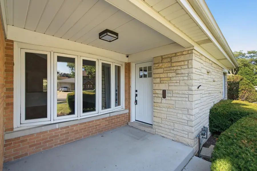 5022 Fargo Avenue, Skokie, IL 60077 - #3