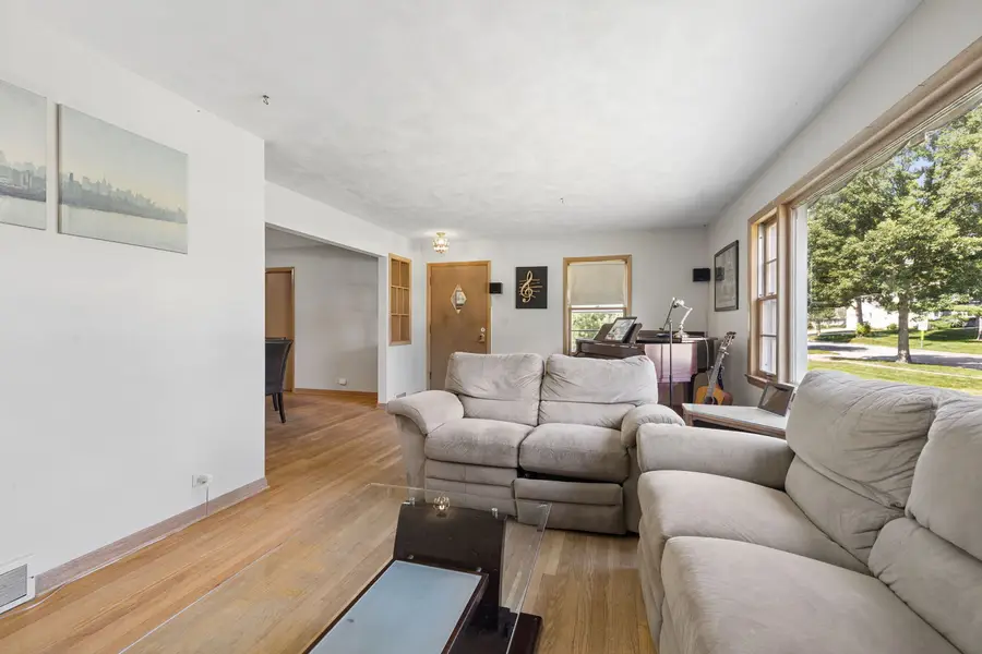237 Chicago Avenue, Downers Grove, IL 60515 - #3