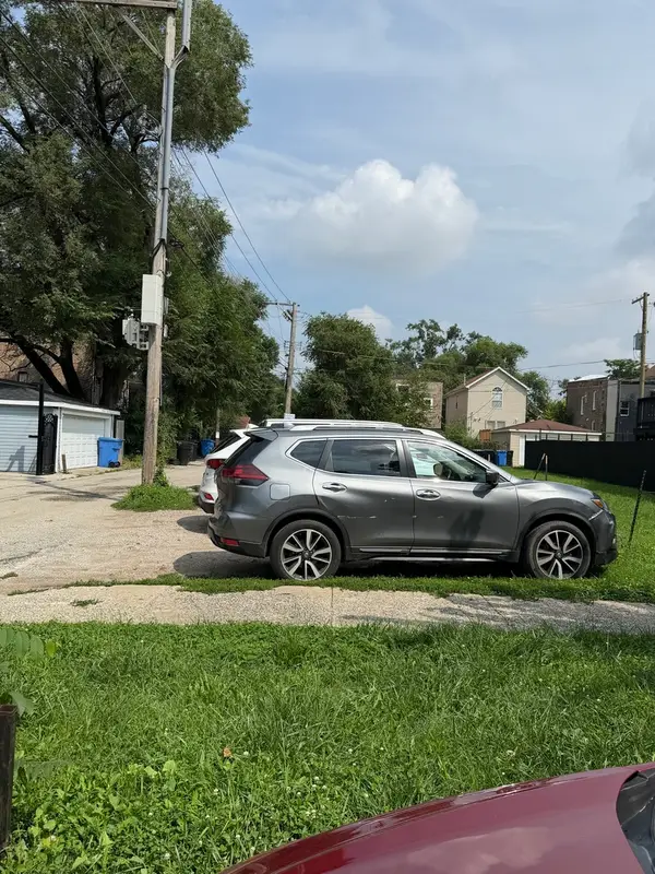 1615 S Kedvale Avenue, Chicago, IL 60623