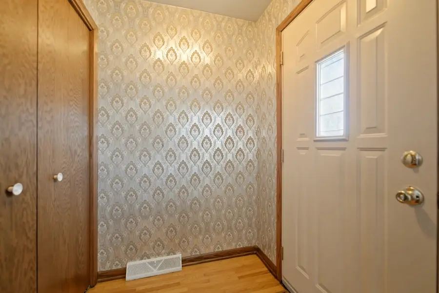 11607 S Avenue J, Chicago, IL 60617 - #3