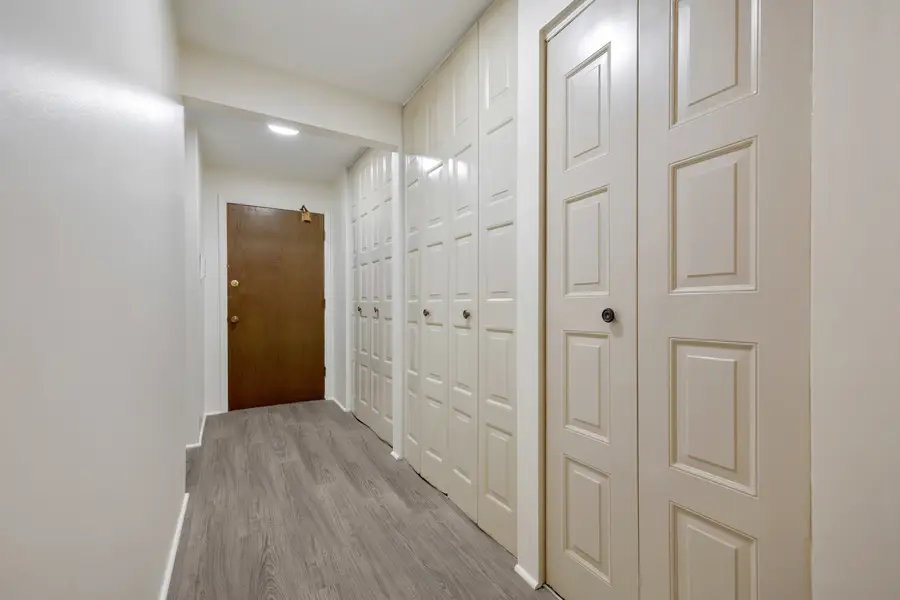 1 Oak Creek Drive #2303, Buffalo Grove, IL 60089 - #3