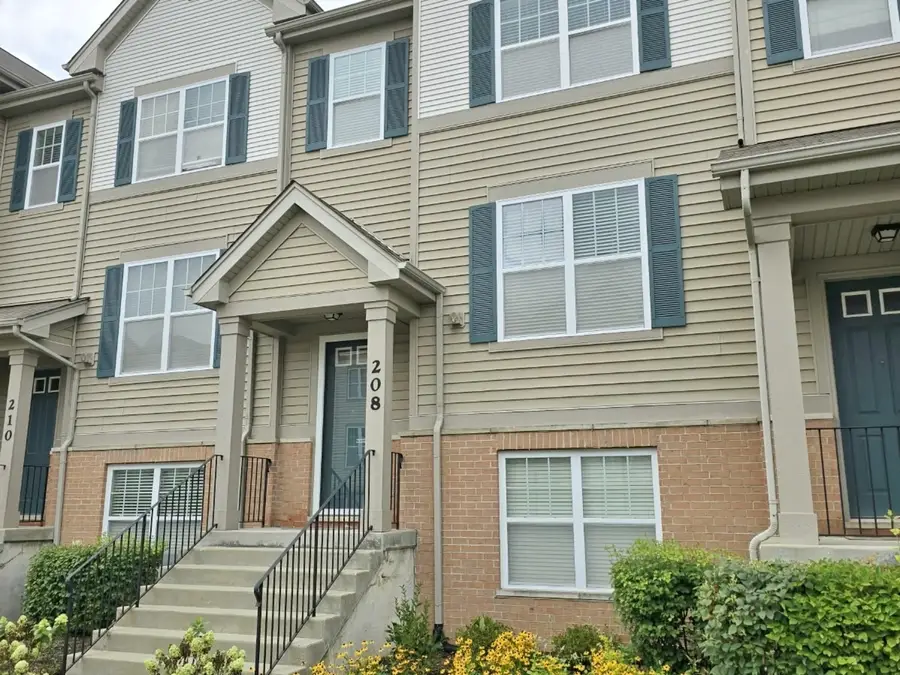 208 Wildflower Street, Des Plaines, IL 60016 - #2