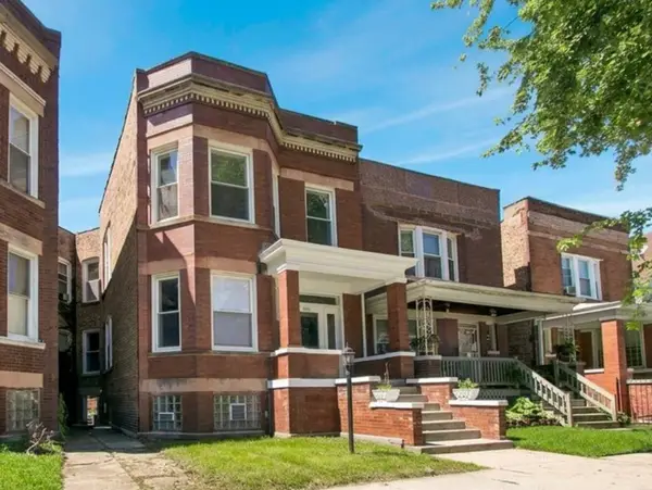 7026 S Eberhart Avenue, Chicago, IL 60637