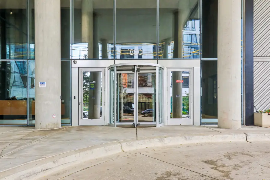 860 W Blackhawk Street, Chicago, IL 60642 - #3