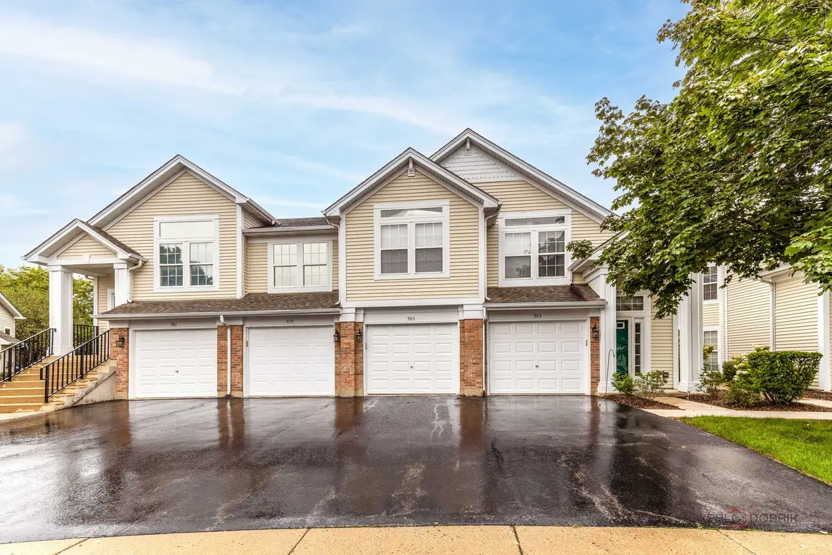 985 Huntington Drive #985, Elk Grove Village, IL 60007 - #1