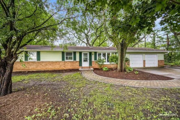 4520 Douglas Road, Oswego, IL 60543