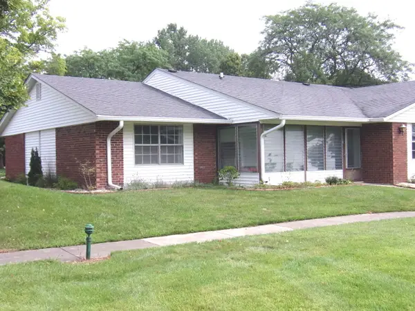 7405 Clarendon Court #073, Fox Lake, IL 60020
