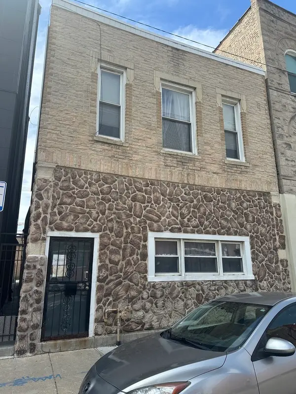 1811 W Grand Avenue, Chicago, IL 60622
