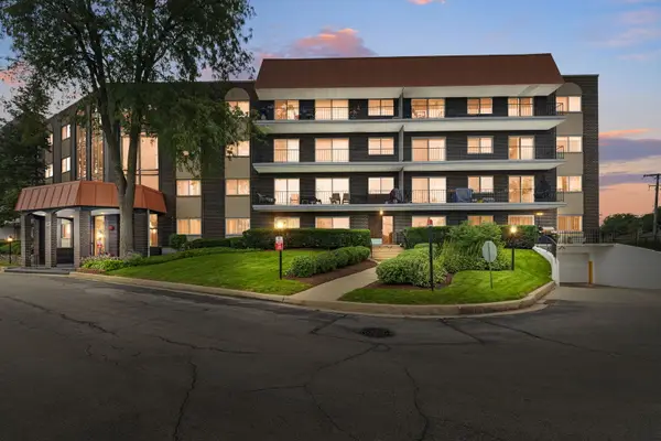 4949 Golf Road #310, Skokie, IL 60077