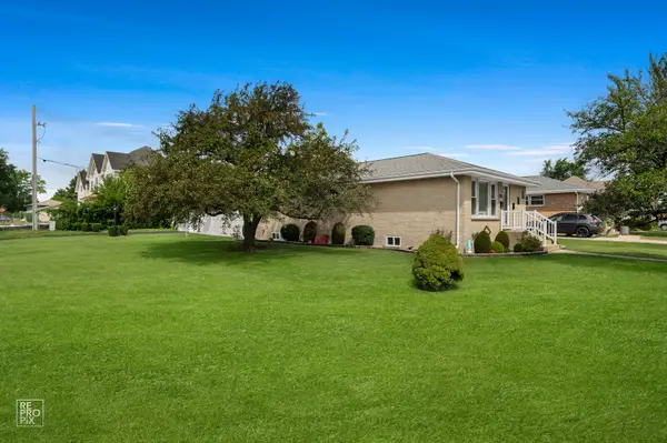 444 S Prospect Avenue, Itasca, IL 60143