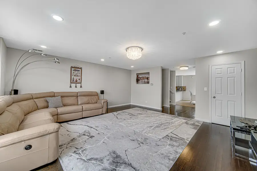 673 E Fountainview Drive #673, Mundelein, IL 60060 - #3