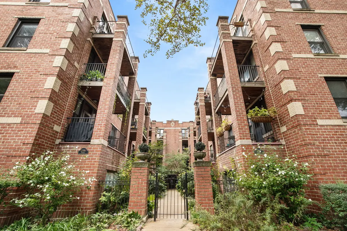 2112 N Seminary Avenue #18, Chicago, IL 60614 - #1
