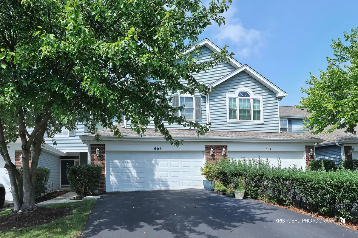 606 Howard Avenue, East Dundee, IL 60118 - #1