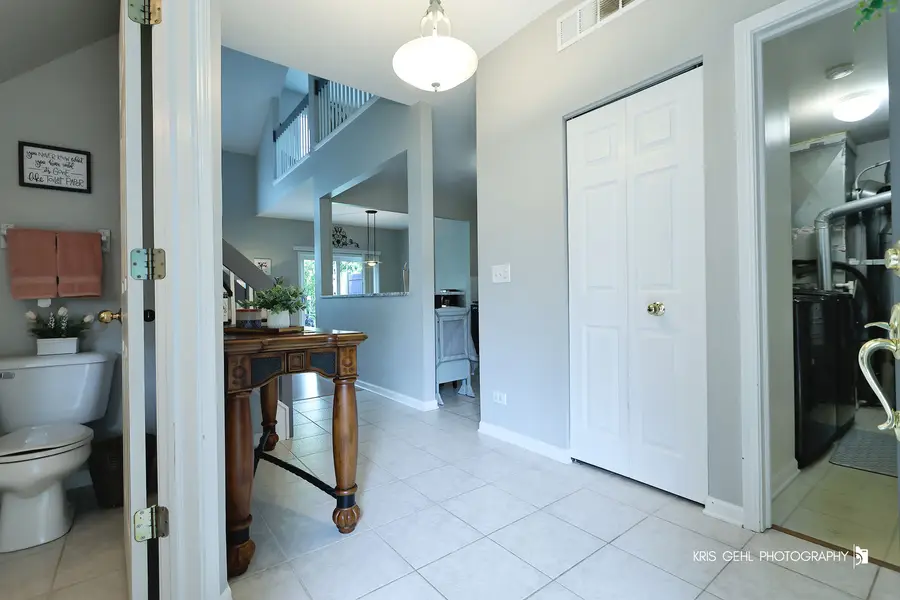 606 Howard Avenue, East Dundee, IL 60118 - #3