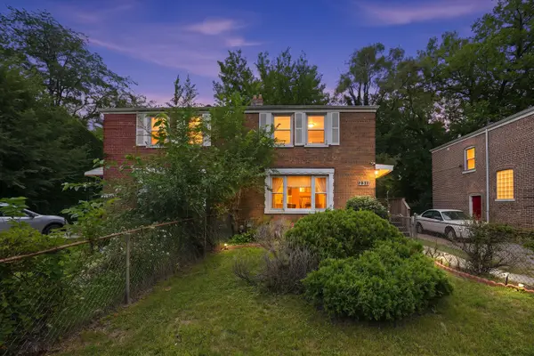 9709 S Yates Boulevard, Chicago, IL 60617