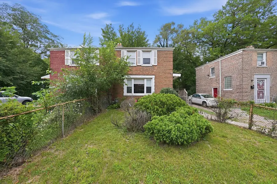 9709 S Yates Boulevard, Chicago, IL 60617 - #2