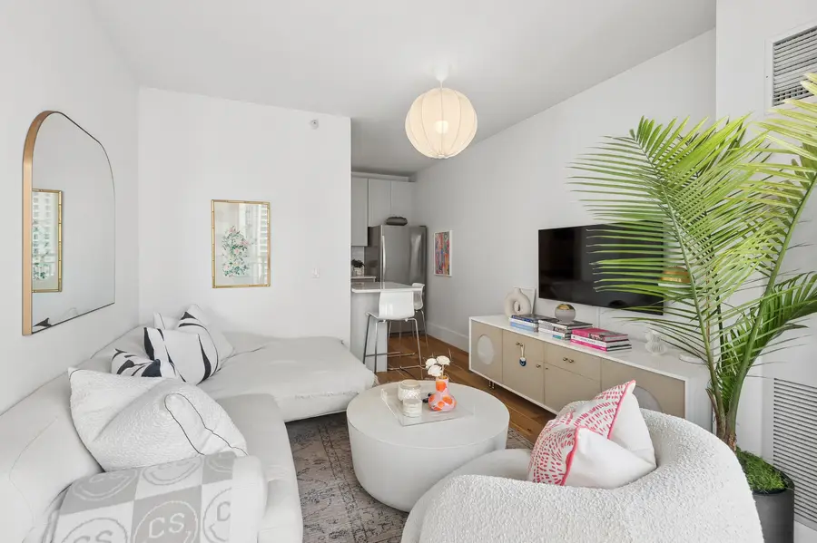 630 N State Street #1501, Chicago, IL 60654 - #3