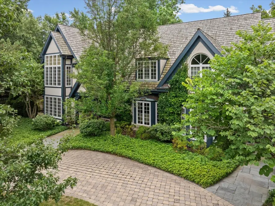 3 Old Hunt Road, Northfield, IL 60093 - #2