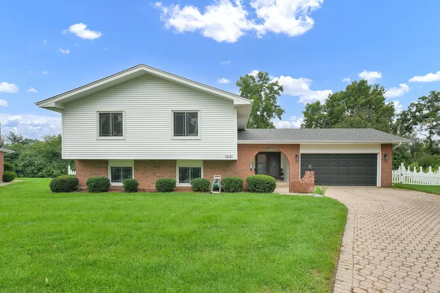 1441 Holland Place, Downers Grove, IL 60515 - #2