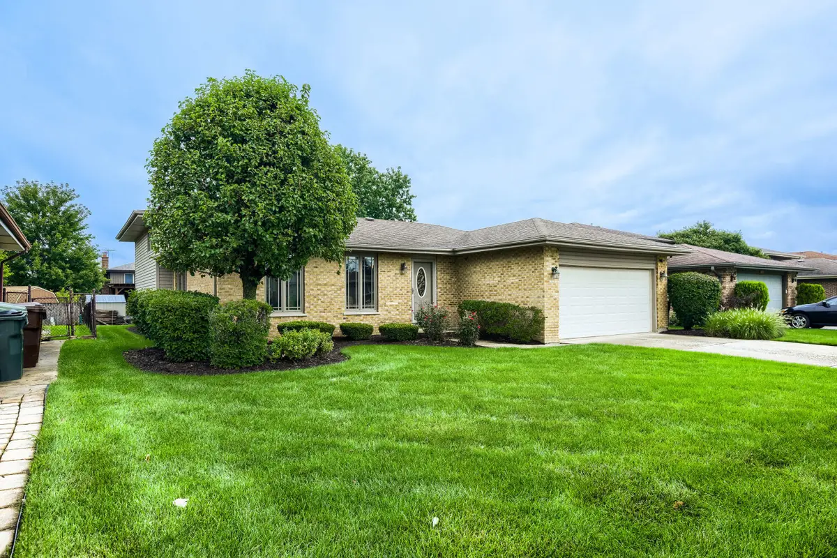 16931 82nd Avenue, Tinley Park, IL 60477 - #1