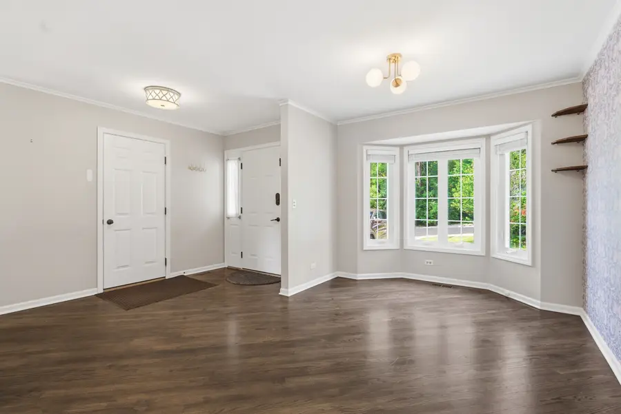 368 Hiawatha Drive, Lake In The Hills, IL 60156 - #2