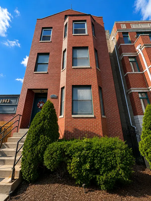 1966 W Diversey Parkway #2, Chicago, IL 60614