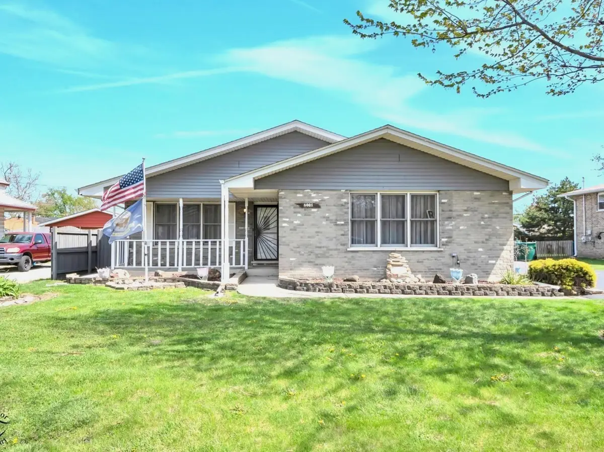 8001 S Lockwood Avenue, Burbank, IL 60459 - #1