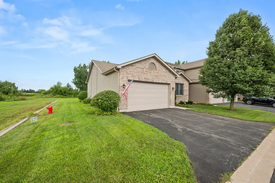 1350 Ridge Drive, Sycamore, IL 60178 - #2