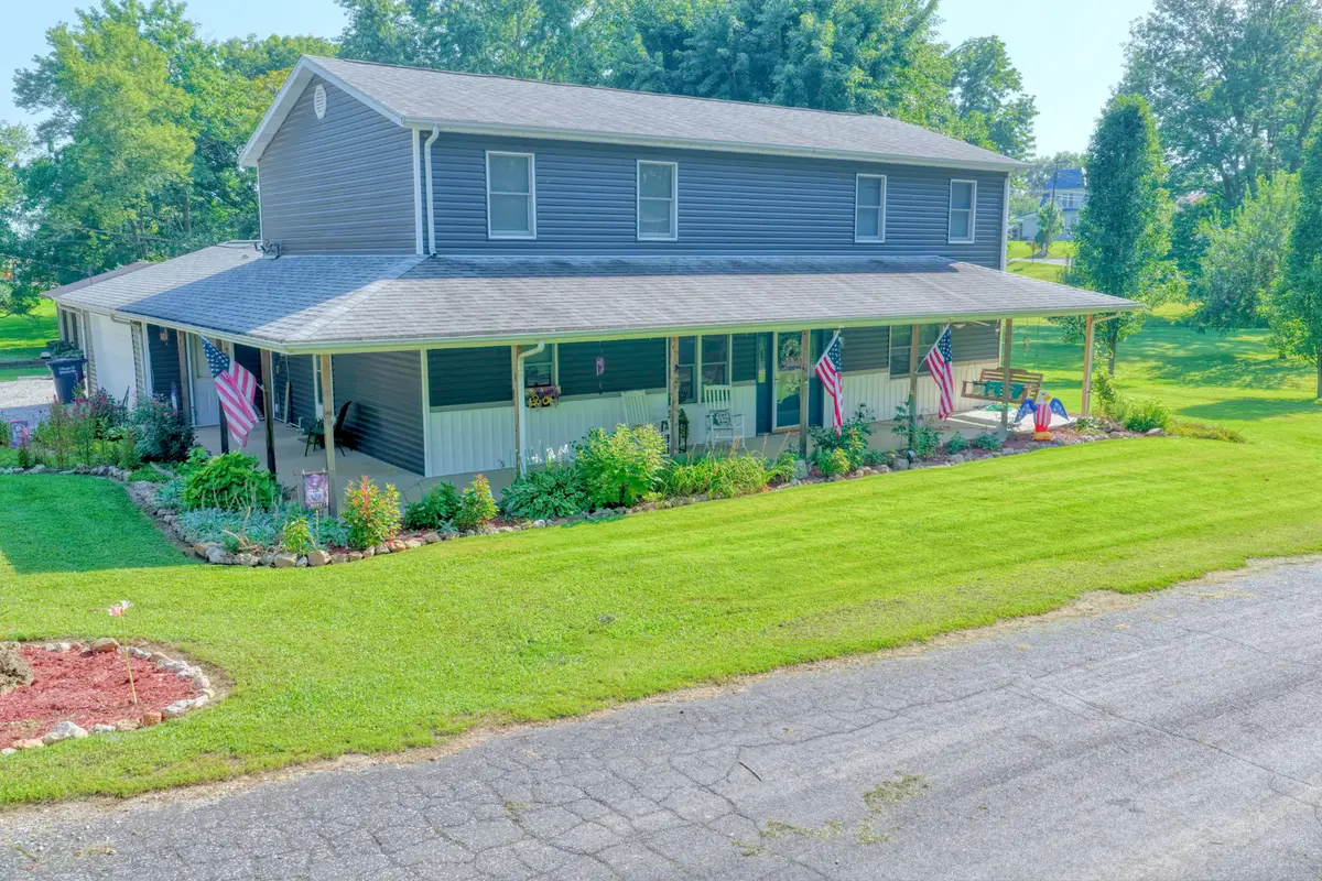 708 E Walnut Street, Steeleville, IL 62288 - #1