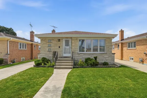 4912 N Ridgewood Avenue, Norridge, IL 60706