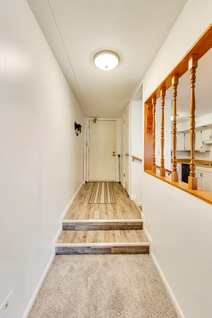 18559 Escanaba Avenue #101, Lansing, IL 60438 - #3