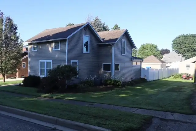 117 4th Street, Walnut, IL 61376 - #1