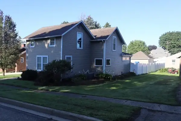 117 4th Street, Walnut, IL 61376