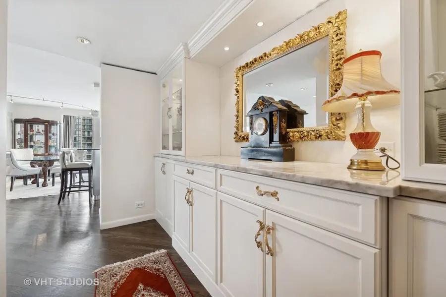 1122 N Clark Street #3301-10, Chicago, IL 60610 - #2
