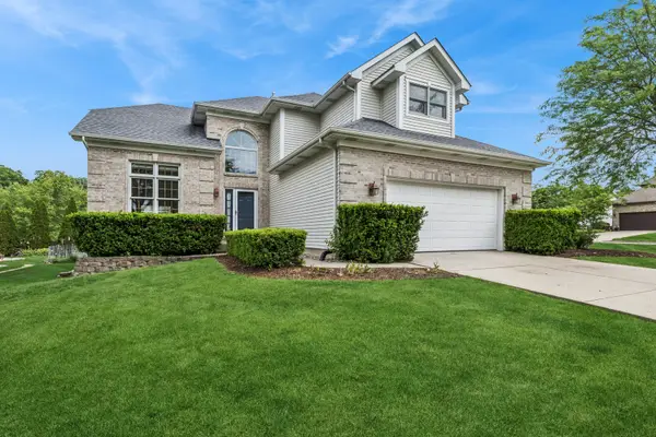 615 Wood Creek Drive, Antioch, IL 60002