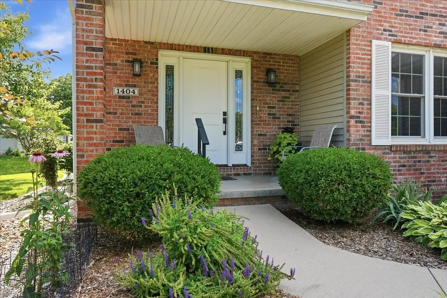 1404 Broad Creek Road, Bloomington, IL 61704 - #2