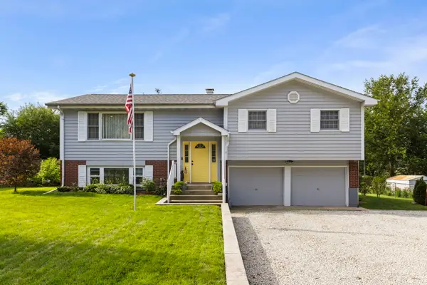 212 W Woodlawn Road, New Lenox, IL 60451