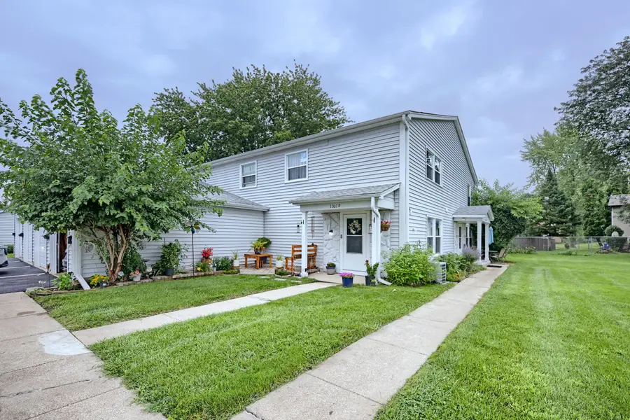 1301 N Glen Circle #D, Aurora, IL 60506 - #2