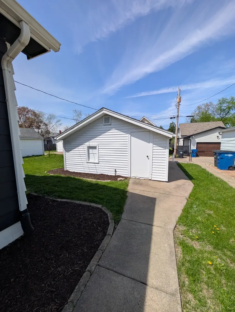 2505 23rd Avenue B Avenue, Moline, IL 61265 - #3