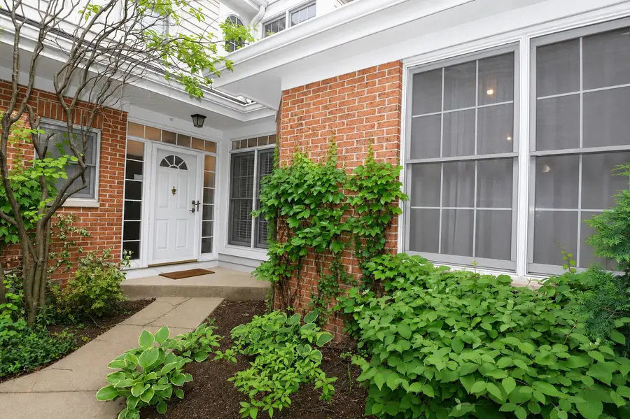 2S729 Parkview Drive, Glen Ellyn, IL 60137 - #2