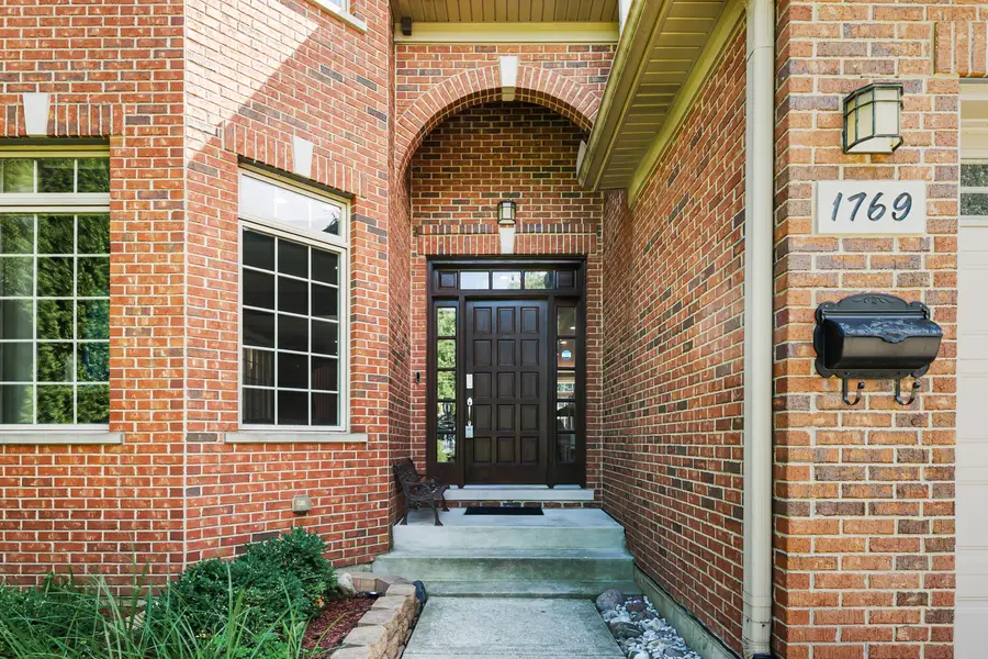 1769 Morse Avenue, Des Plaines, IL 60018 - #3
