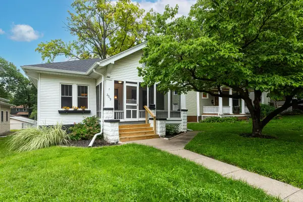 2015 Tremont Avenue, Davenport, IA 50803
