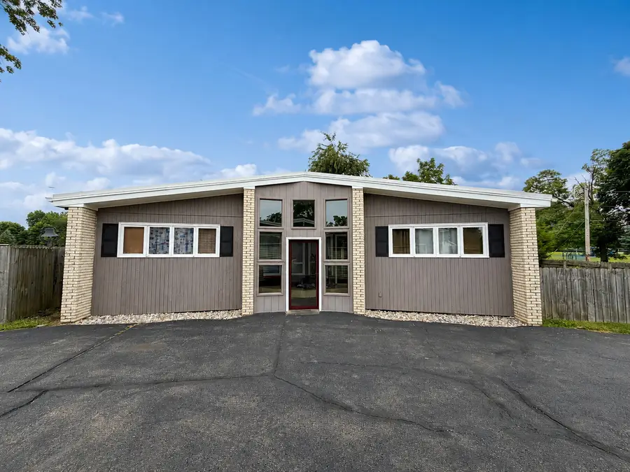 210 Hartway Court, Montgomery, IL 60538 - #2