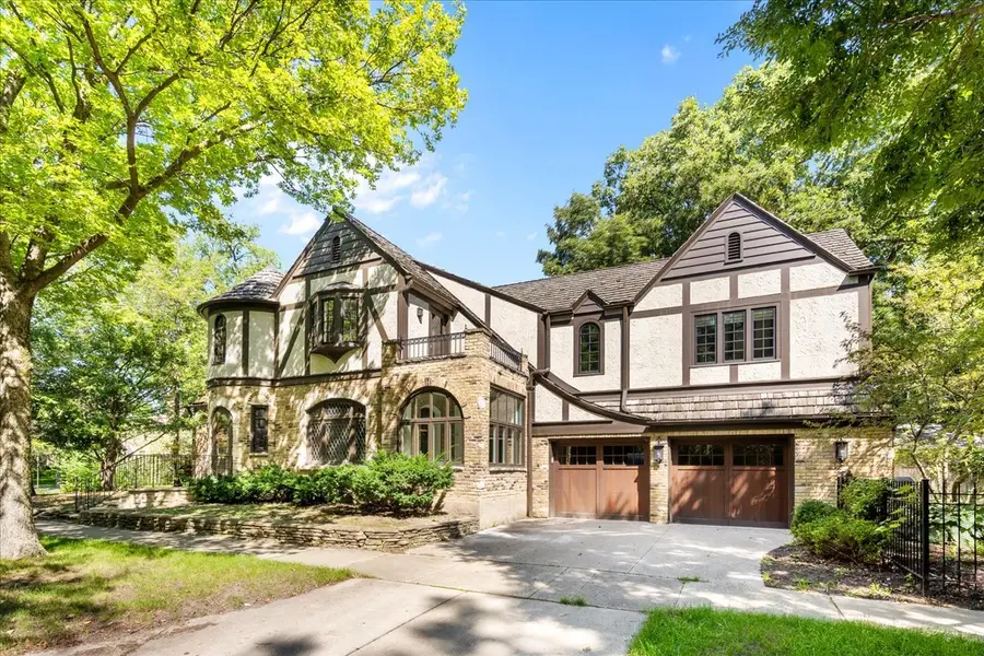 2401 Lawndale Avenue, Evanston, IL 60201 - #2