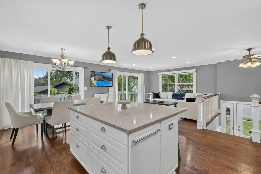 2S465 Barclay Place, Glen Ellyn, IL 60137 - #3